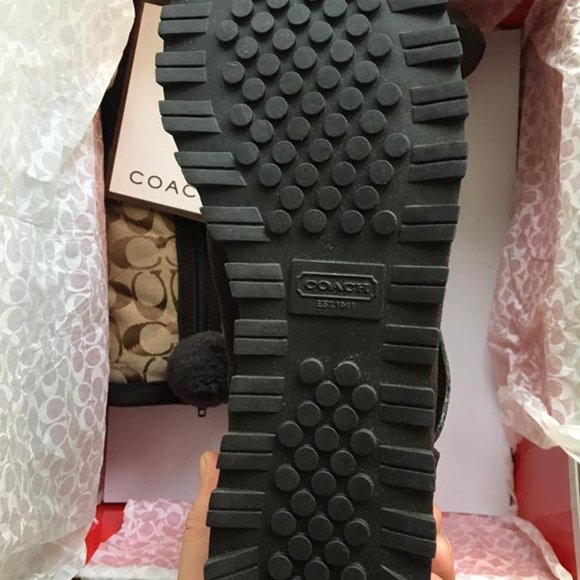 Coach boots - Picture 3 of 3